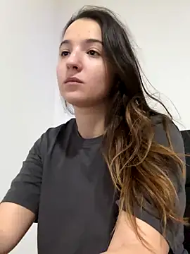 Snapshot of MissMay chatting on October 19, 3:01 pm MissMay online show from October 19, 3:01 pm