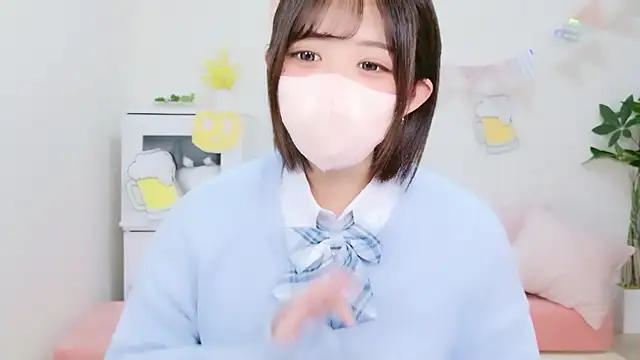 Hinata Sun online show from September 28, 9:36 am