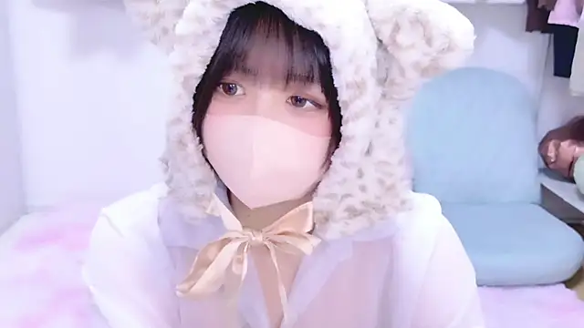 Hinata Sun online show from March 9, 8:35 pm