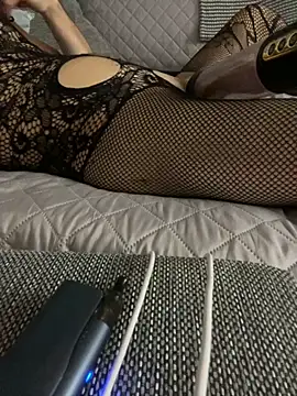 bananasex204 online show from November 20, 3:45 pm