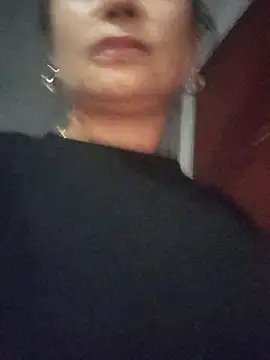 Snapshot of mia_mancinii chatting on June 6, 10:25 pm mia mancinii online show from June 6, 10:25 pm