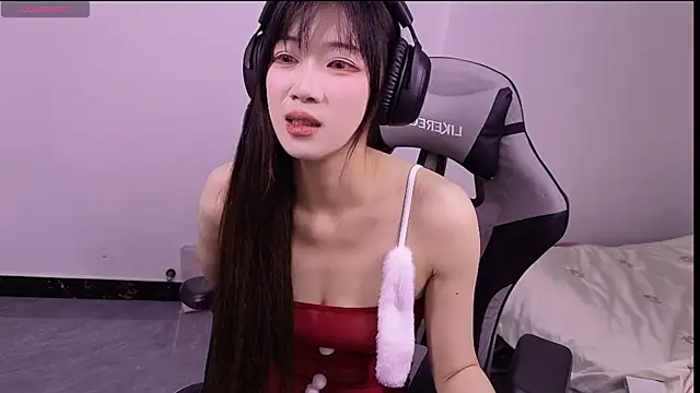Snapshot of Linbaibai chatting on May 30, 3:31 pm Linbaibai online show from May 30, 3:31 pm