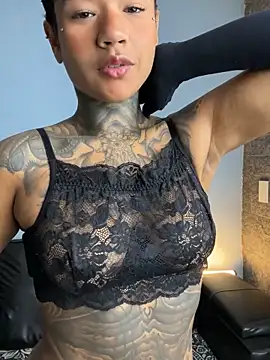 Snapshot of xbigpeach chatting on November 4, 4:55 am xbigpeach online show from November 4, 4:55 am