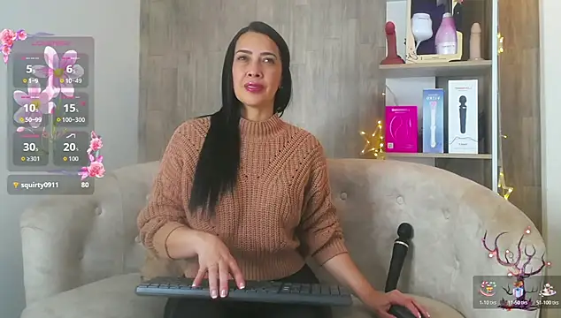 cortney tayler online show from November 18, 7:40 pm