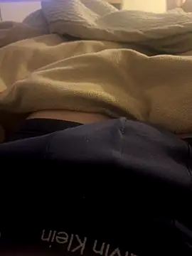 Snapshot of ppeterb chatting on November 11, 2:55 am ppeterb online show from November 11, 2:55 am