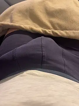 Snapshot of ppeterb chatting on November 14, 7:01 pm ppeterb online show from November 14, 7:01 pm