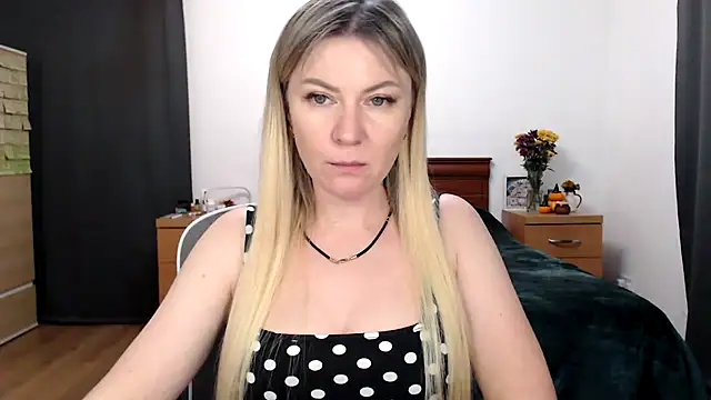 ParadiseAlina online show from October 23, 7:01 pm