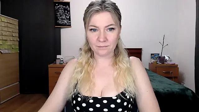 ParadiseAlina online show from March 28, 7:13 pm