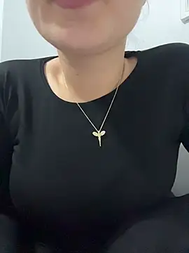 delibiri11 online show from February 28, 10:00 pm