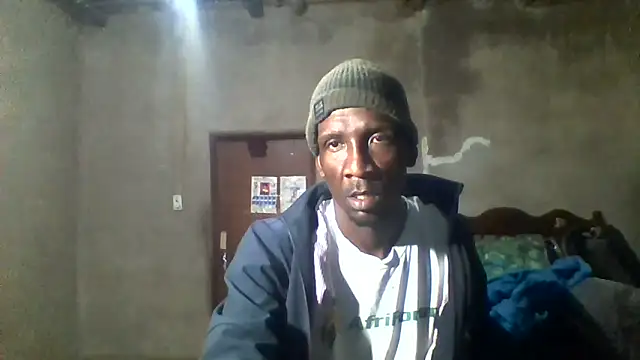 Snapshot of longdickson12345 chatting on June 22, 4:53 am longdickson12345 online show from June 22, 4:53 am