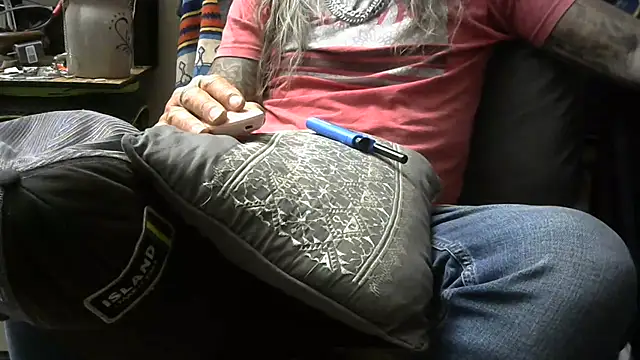 crassanova online show from April 14, 2:39 am