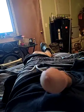 Wolfyking95 online show from November 7, 4:56 am