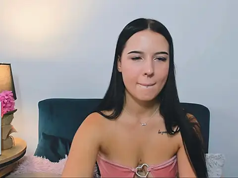 TaliaAdorable online show from September 13, 9:31 am