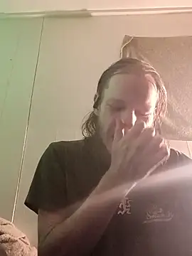 Poundtown1226 online show from March 4, 9:04 am