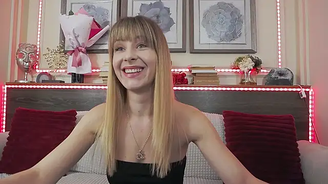 MuseDollX online show from March 27, 6:51 pm