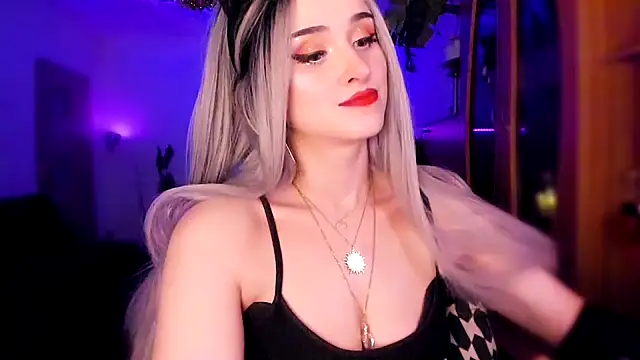 MistressJolie online show from January 31, 6:02 am