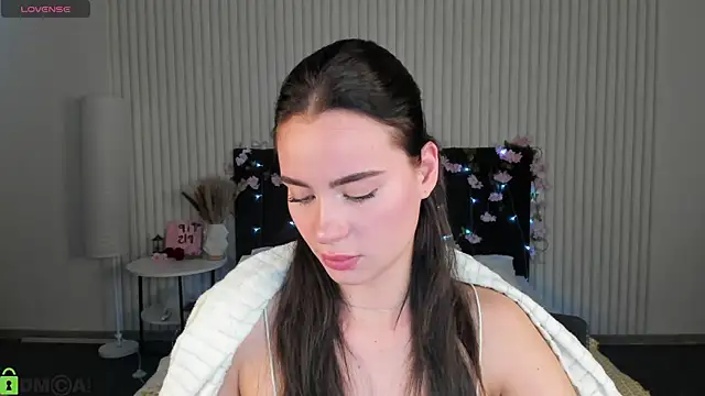 Ameli Povilain online show from December 23, 6:11 am