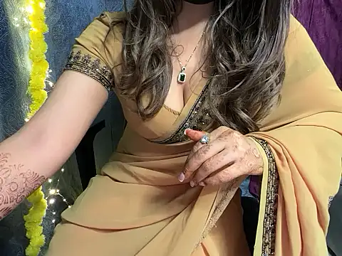 YoursSuku online show from October 21, 6:19 pm