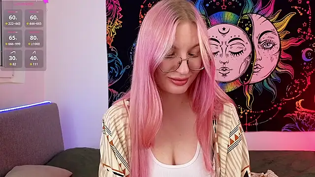 Snapshot of aurea_filix chatting on September 12, 8:47 am aurea filix online show from September 12, 8:47 am