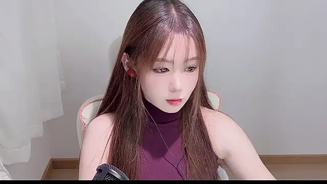 Snapshot of Xiao-runbao chatting on October 3, 1:19 pm Xiao-runbao online show from October 3, 1:19 pm
