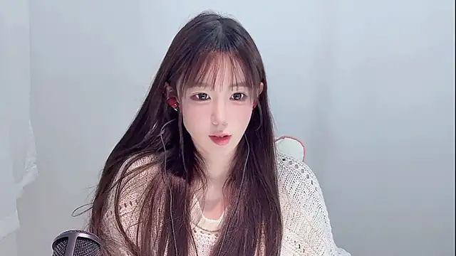 Snapshot of Xiao-runbao chatting on October 23, 2:05 pm Xiao-runbao online show from October 23, 2:05 pm