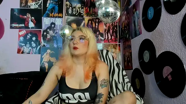 Avril Maria online show from March 23, 8:24 pm