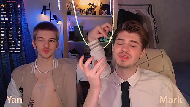 itsyanbb online show from December 19, 6:26 pm