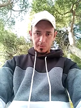 Snapshot of JuanD_vero chatting on November 16, 8:31 am JuanD vero online show from November 16, 8:31 am