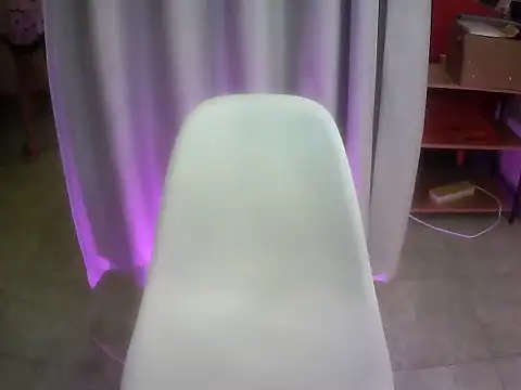 Snapshot of Linngao chatting on October 10, 3:22 pm Linngao online show from October 10, 3:22 pm