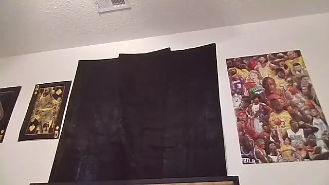 sexybigdick04 online show from November 10, 8:08 pm