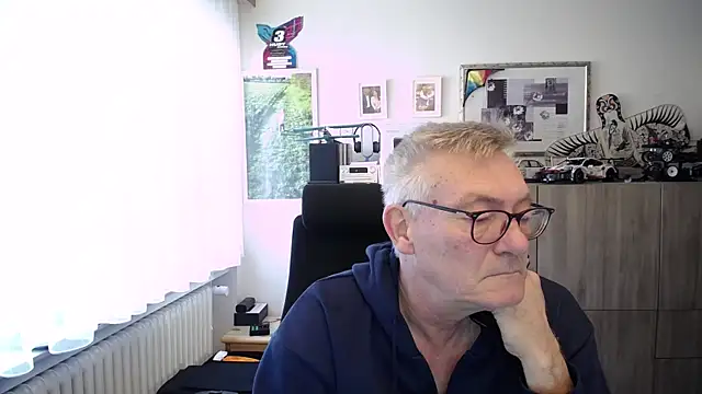 randyandy67 online show from November 21, 9:30 am