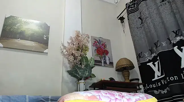 Snapshot of bigasianshane chatting on January 12, 7:53 pm bigasianshane online show from January 12, 7:53 pm