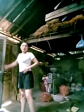 ngan-cute online show from October 11, 9:08 am