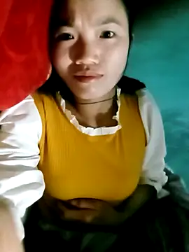 ngan-cute online show from December 13, 10:04 pm