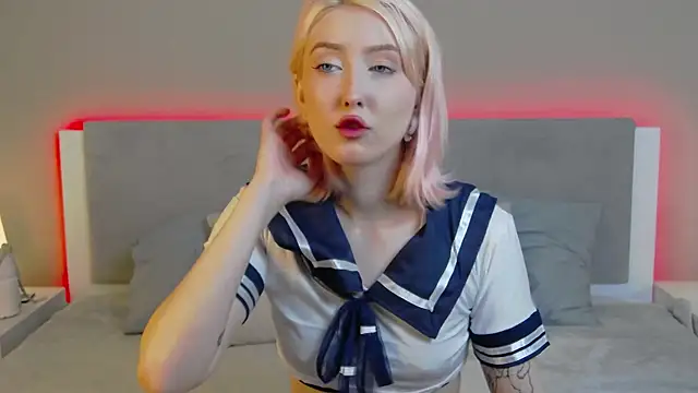 MarianeSun online show from June 16, 3:53 am