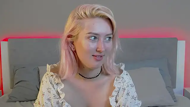 MarianeSun online show from June 18, 4:02 am