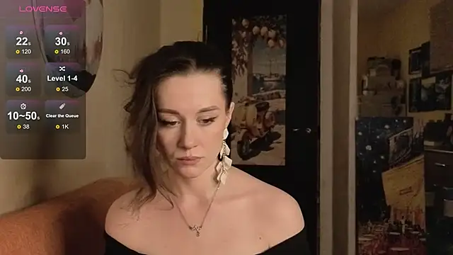 SkyHelen online show from April 11, 4:00 pm