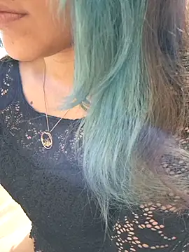 euahotmarii20 online show from September 18, 7:21 am