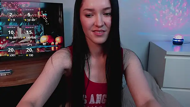 Snapshot of Veliora chatting on October 30, 3:57 pm Veliora online show from October 30, 3:57 pm