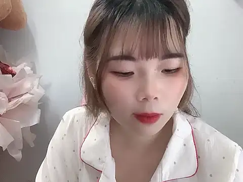 Snapshot of Pony898 chatting on October 19, 7:31 am Pony898 online show from October 19, 7:31 am