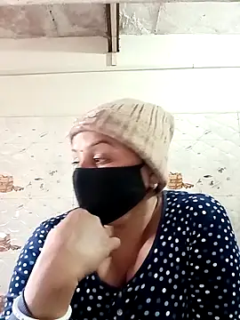 Rakhi sawant143 online show from December 17, 2:39 am