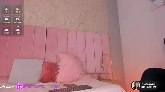 Snapshot of agatha_jener chatting on December 2, 11:48 am agatha jener online show from December 2, 11:48 am