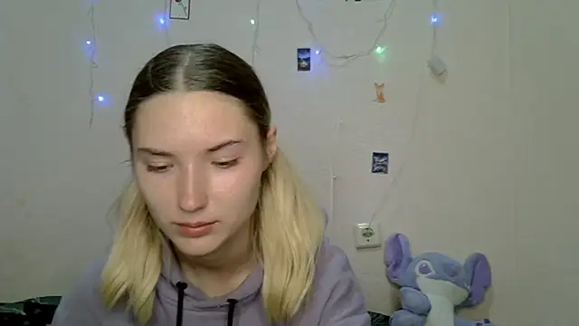 Snapshot of _kikiclark__ chatting on September 14, 8:41 pm kikiclark online show from September 14, 8:41 pm