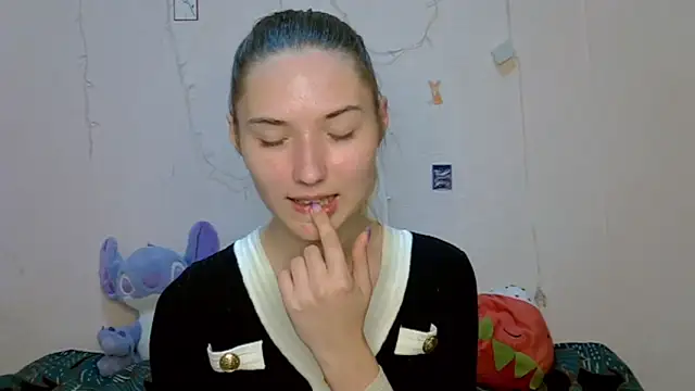 Snapshot of _kikiclark__ chatting on September 15, 8:53 pm kikiclark online show from September 15, 8:53 pm