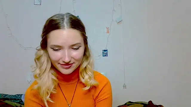 Snapshot of _kikiclark__ chatting on October 2, 8:49 pm kikiclark online show from October 2, 8:49 pm