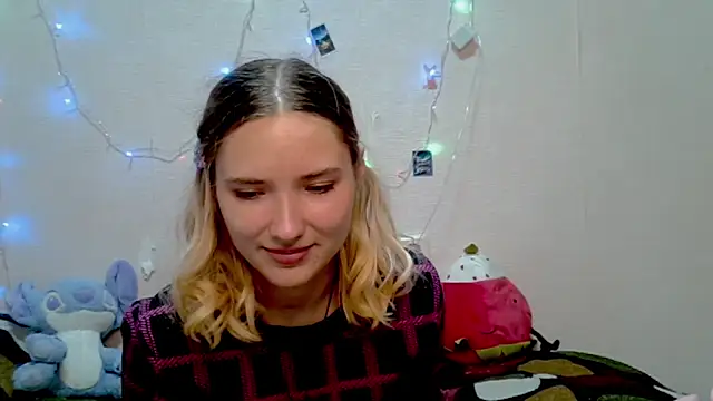 Snapshot of _kikiclark__ chatting on October 3, 8:50 pm kikiclark online show from October 3, 8:50 pm
