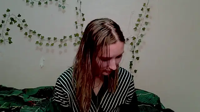  kikiclark   online show from November 5, 6:19 pm