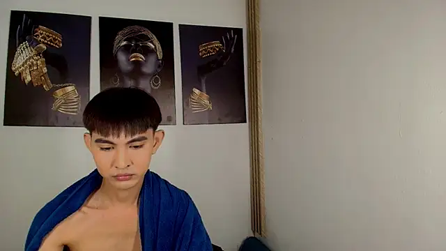 xxxhugecocktwinkxxx online show from September 13, 8:30 pm