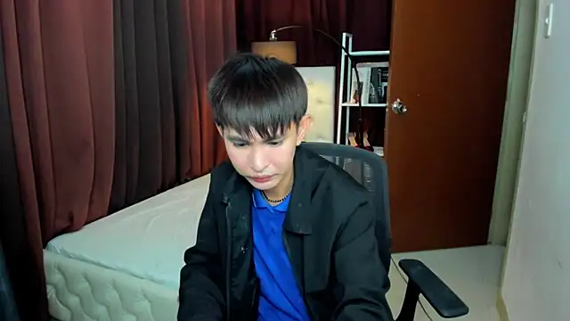 xxxhugecocktwinkxxx online show from October 13, 7:47 pm