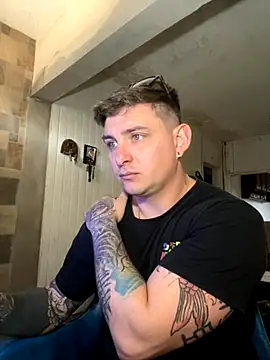 Snapshot of SantyPlayBig chatting on September 10, 12:16 pm SantyPlayBig online show from September 10, 12:16 pm